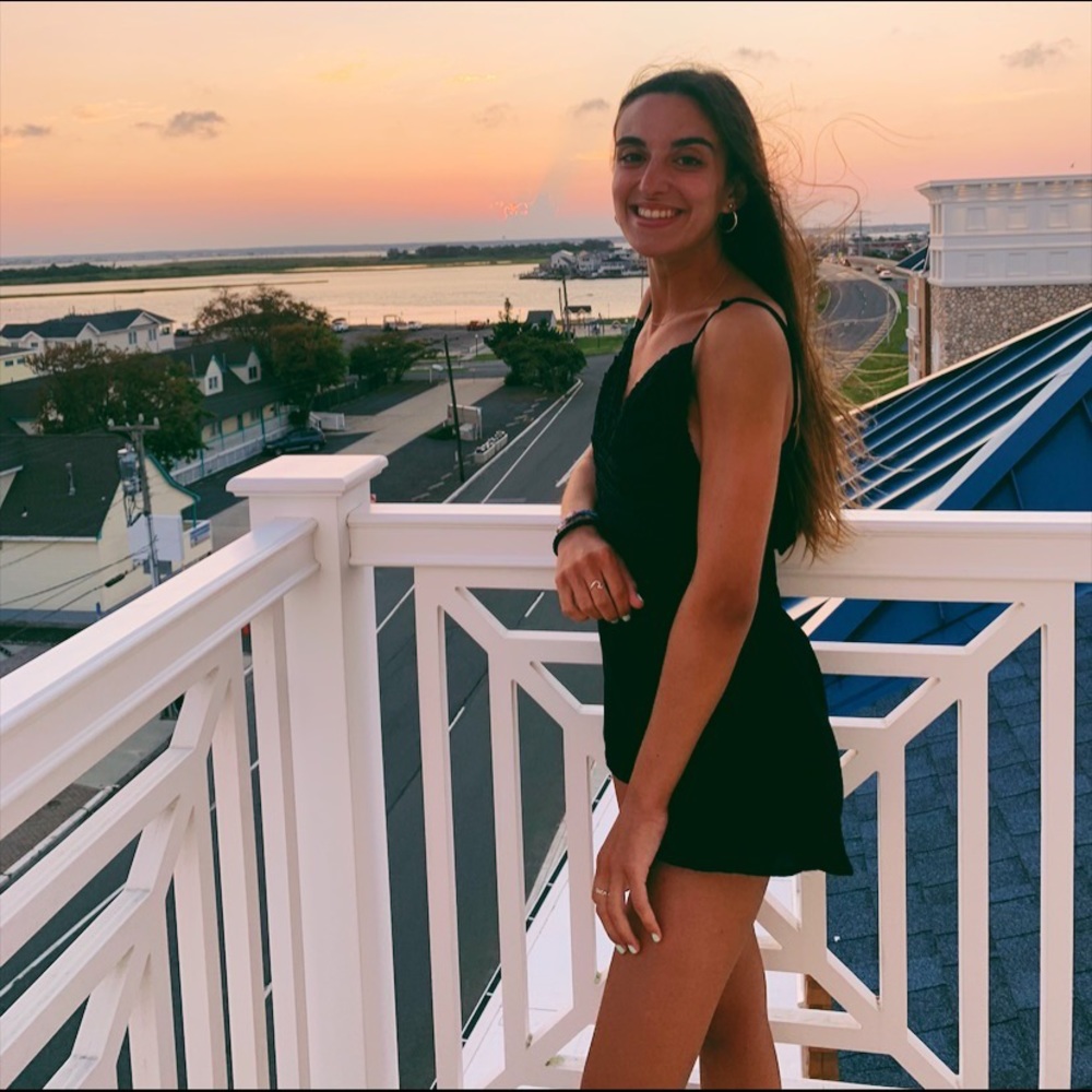 Meet your Posher, Christina